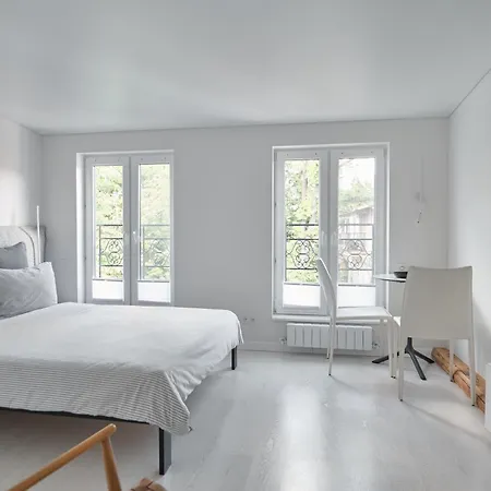 White Door 3 * Odessa