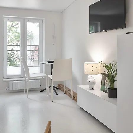 White Door 3 * Odessa