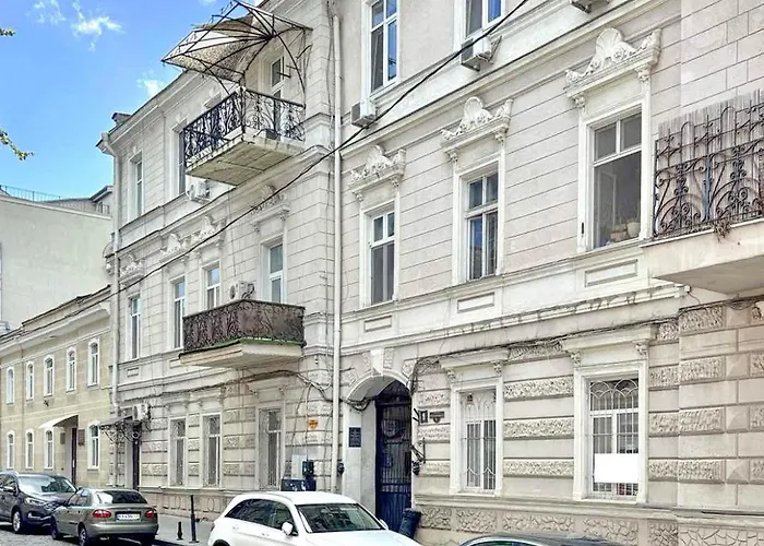 Apartment White Door 3 Odesa