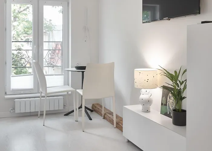 White Door 3 * Odessa